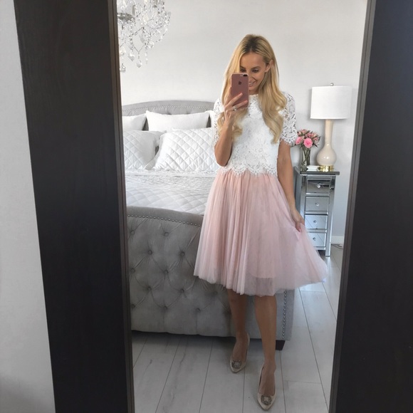 Blush / Pink Tulle Skirt With Elastic Band - Picture 7 of 8